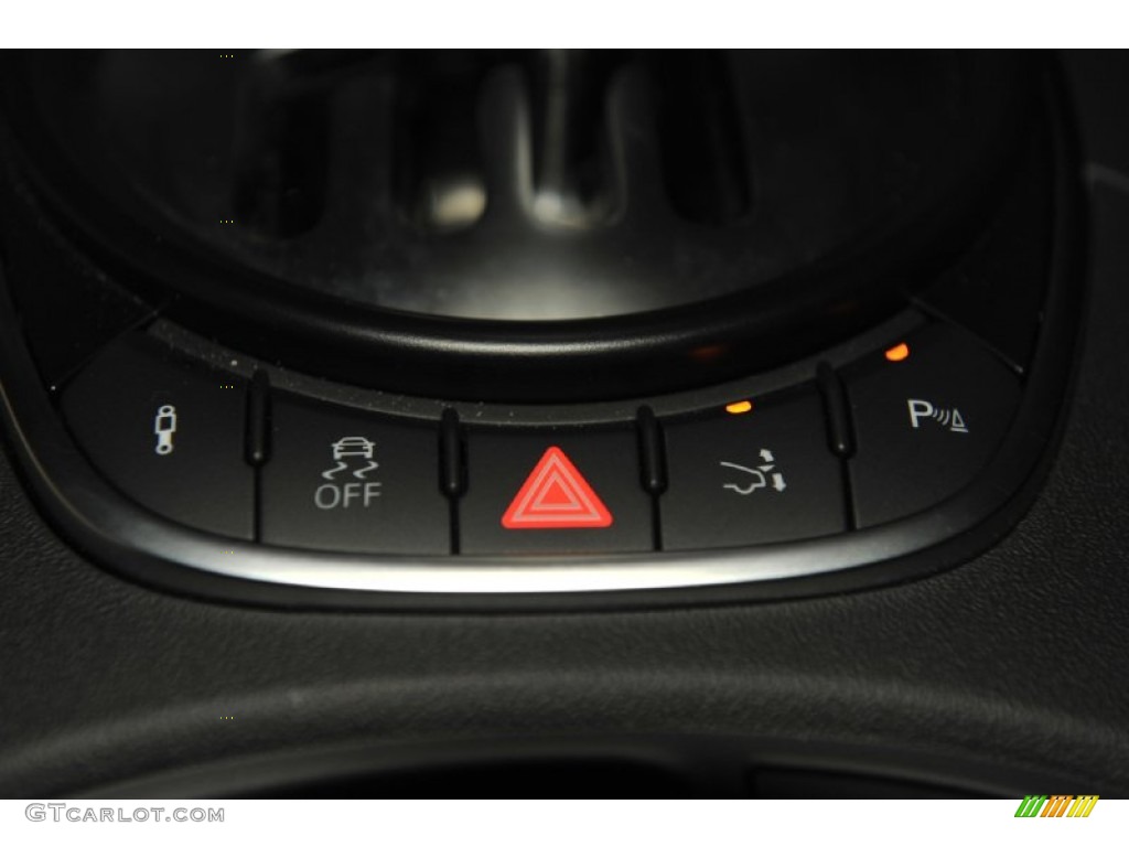 2012 Audi R8 5.2 FSI quattro Controls Photo #56652744