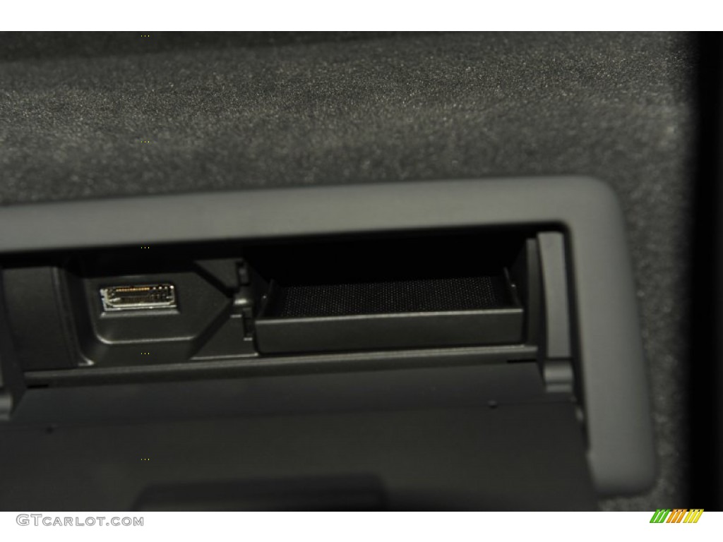 2012 R8 5.2 FSI quattro - Ibis White / Black photo #29