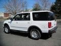 Oxford White - Expedition XLT 4x4 Photo No. 4
