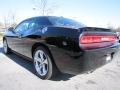 Pitch Black - Challenger SXT Photo No. 2