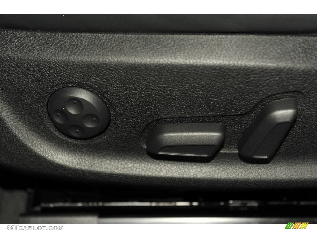 2012 Audi S5 4.2 FSI quattro Coupe Controls Photo #56657319