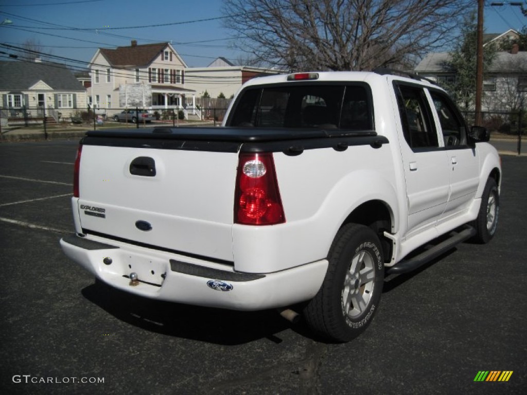 2005 Explorer Sport Trac XLT 4x4 - Oxford White / Medium Dark Flint photo #7