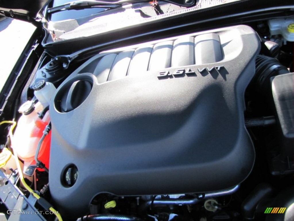 2012 Chrysler 200 Limited Sedan 3.6 Liter DOHC 24-Valve VVT Pentastar V6 Engine Photo #56657865