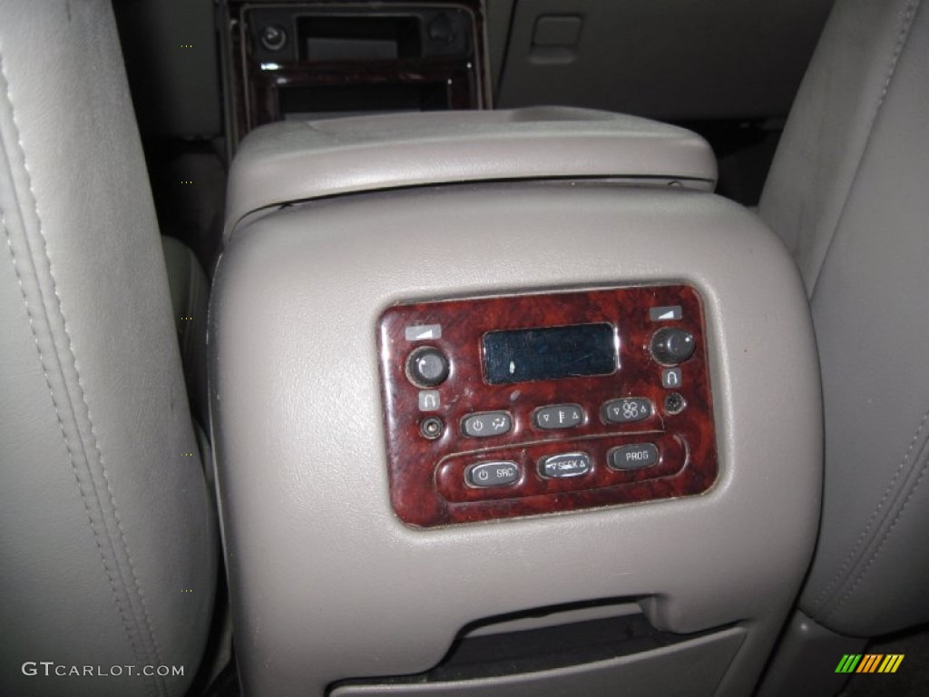 2005 Yukon XL SLT 4x4 - Silver Birch Metallic / Neutral/Shale photo #26