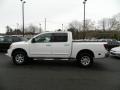 White - Titan SE Crew Cab 4x4 Photo No. 2