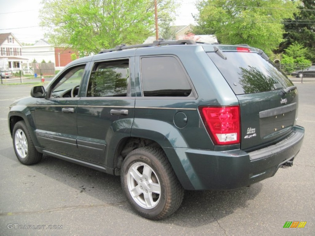 2005 Grand Cherokee Laredo 4x4 - Deep Beryl Green Pearl / Khaki photo #5