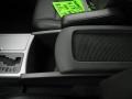 White - Titan SE Crew Cab 4x4 Photo No. 23