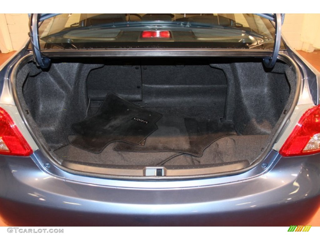 2010 Yaris Sedan - Pacific Blue Metallic / Dark Charcoal photo #16