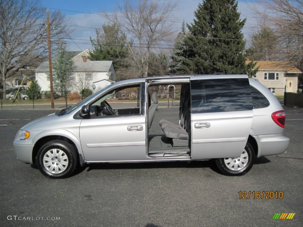 2007 Town & Country LX - Bright Silver Metallic / Medium Slate Gray photo #1