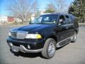 2001 Black Clearcoat Lincoln Navigator 4x4  photo #2