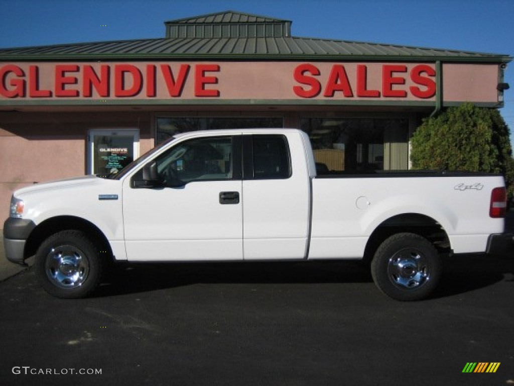 2006 F150 XL SuperCab 4x4 - Oxford White / Medium Flint photo #3