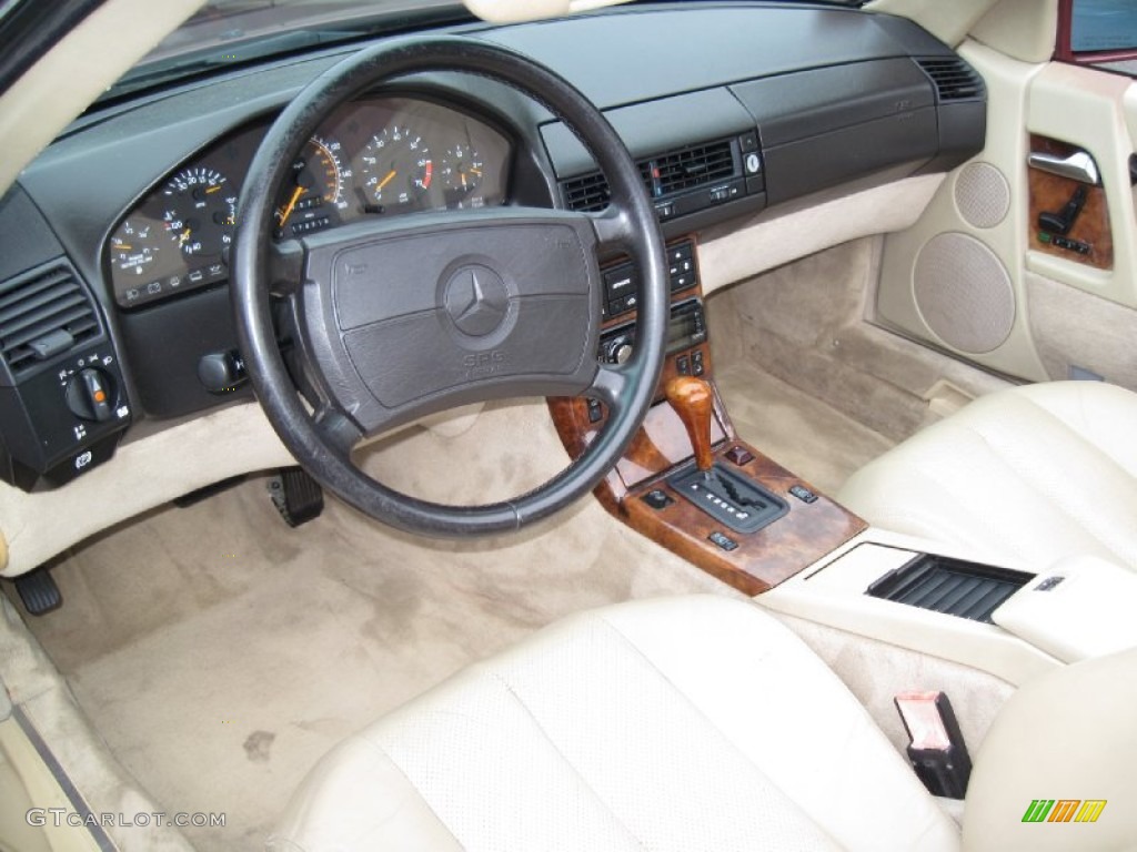 1991 Mercedes-Benz SL Class 500 SL Roadster Parchment Dashboard Photo #56665008