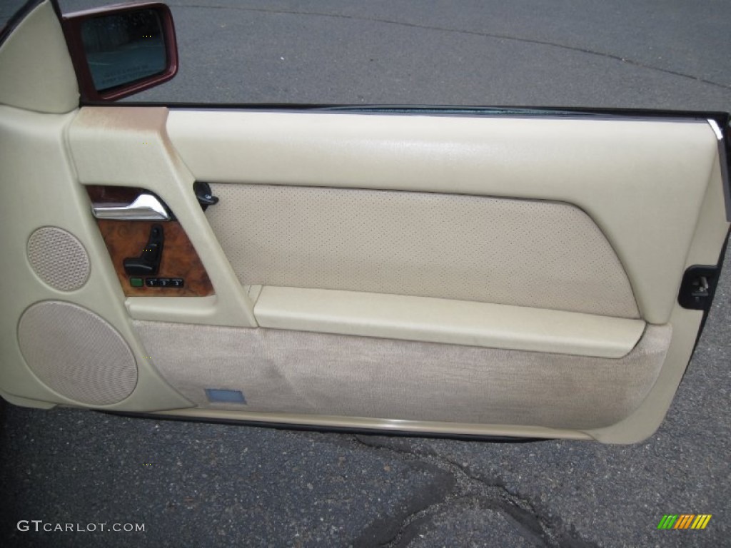 1991 Mercedes-Benz SL Class 500 SL Roadster Parchment Door Panel Photo #56665077