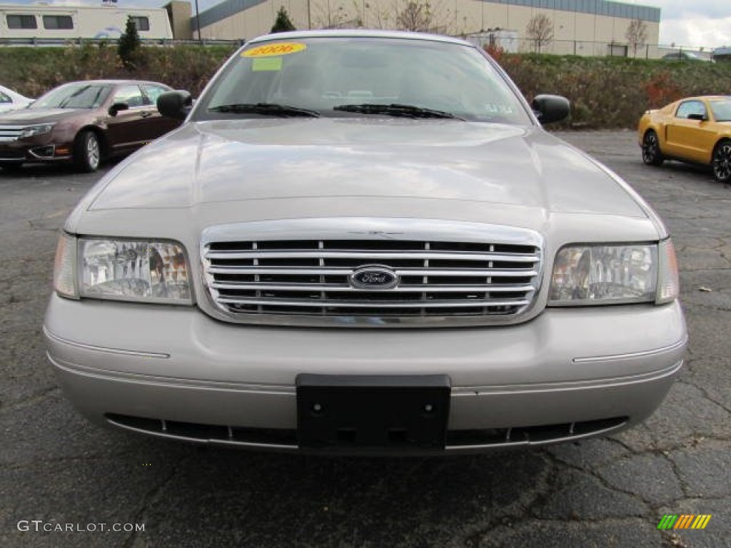 2006 Crown Victoria LX - Silver Birch Metallic / Medium Light Stone photo #6