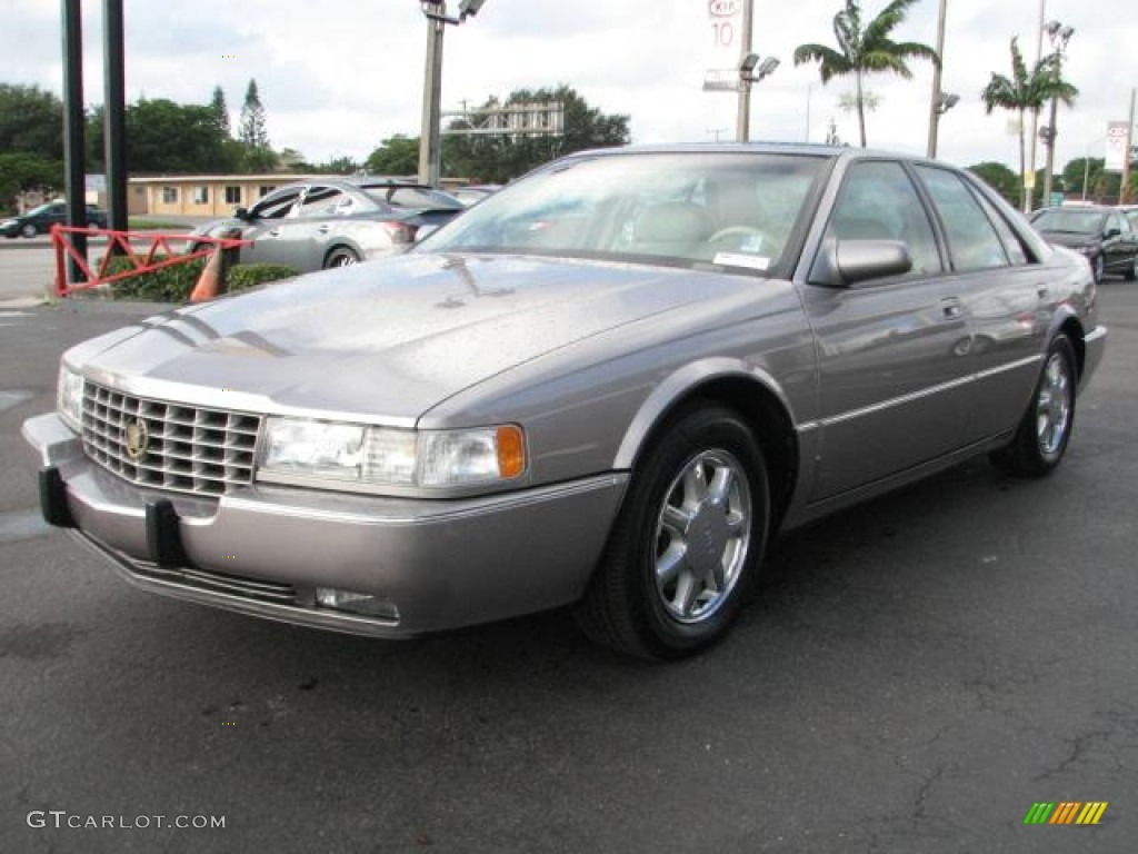 Light Medici Metallic 1997 Cadillac Seville STS Exterior Photo #56667981