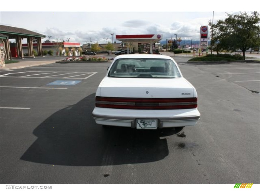 1996 Century Sedan - White / Gray photo #7