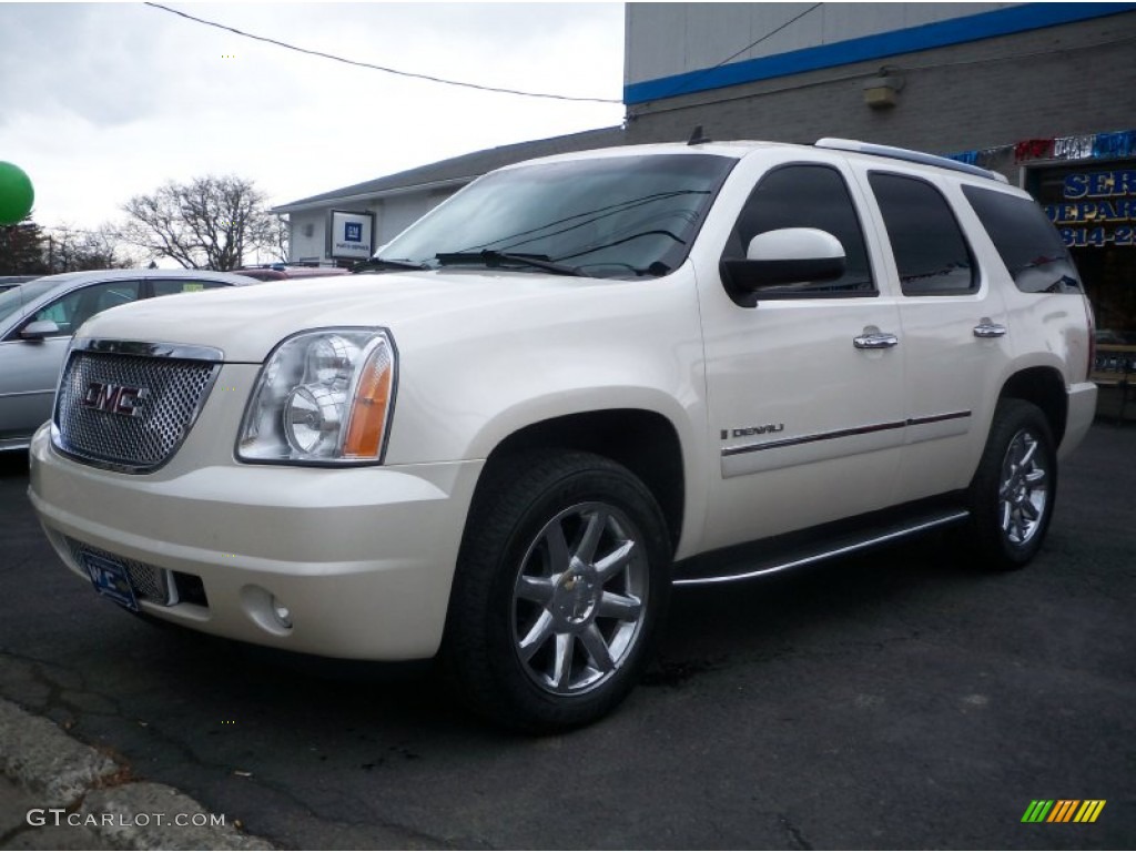 2009 Yukon Denali AWD - White Diamond Tricoat / Cocoa/Light Cashmere photo #1