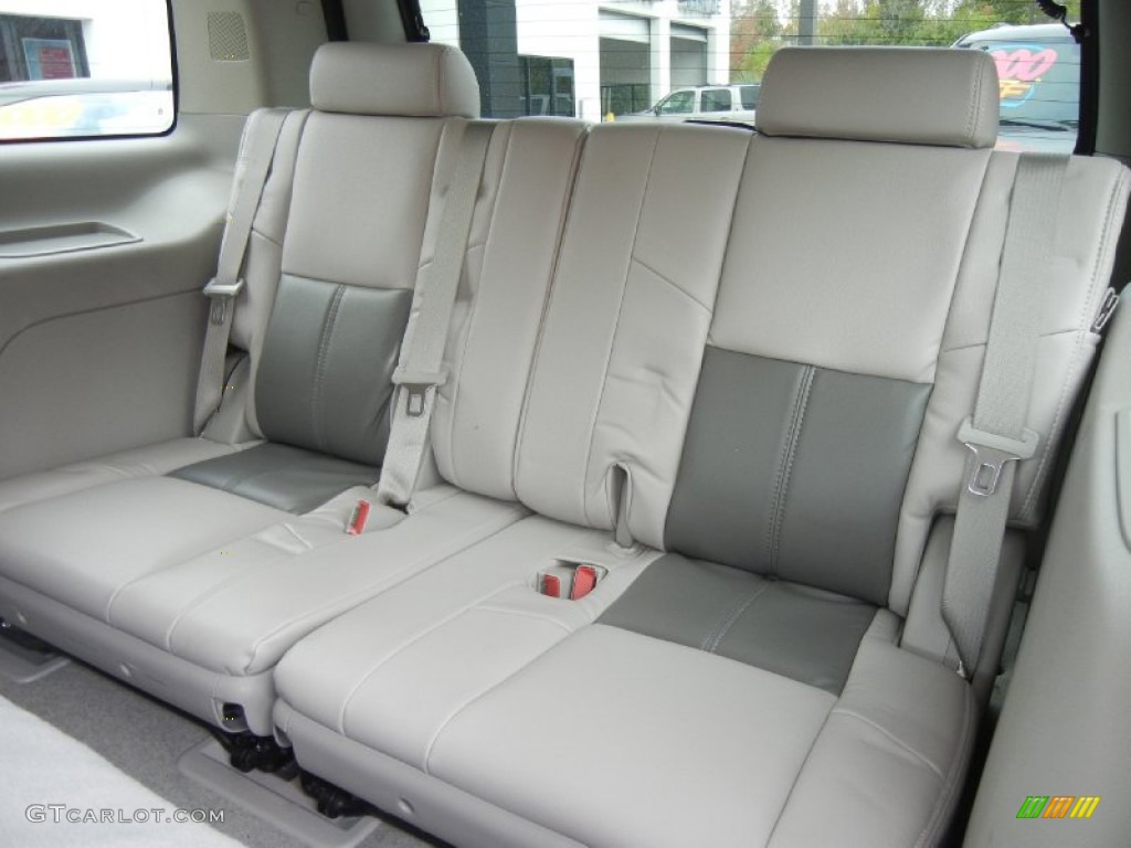 Light Titanium Interior 2008 GMC Yukon SLT Photo #56677521