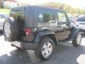 Black - Wrangler Sahara 4x4 Photo No. 2