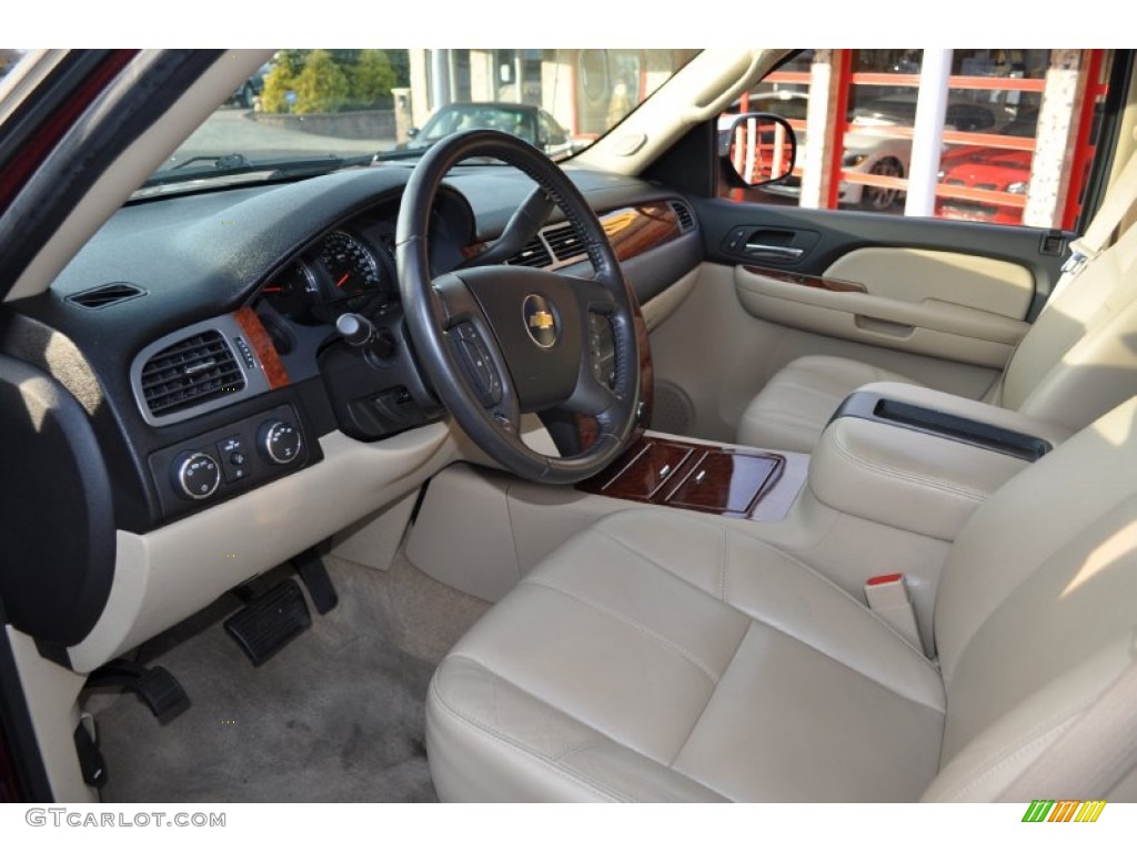 Ebony/Light Cashmere Interior 2008 Chevrolet Avalanche LTZ 4x4 Photo #56685971