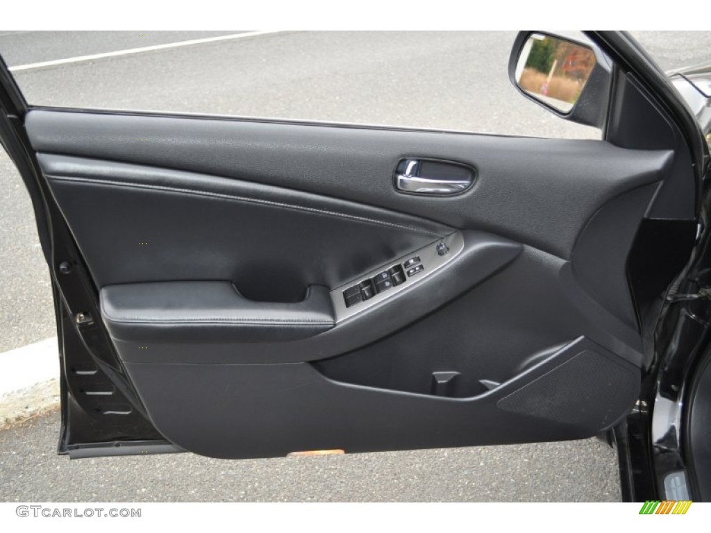 2007 Altima 2.5 SL - Super Black / Charcoal photo #21