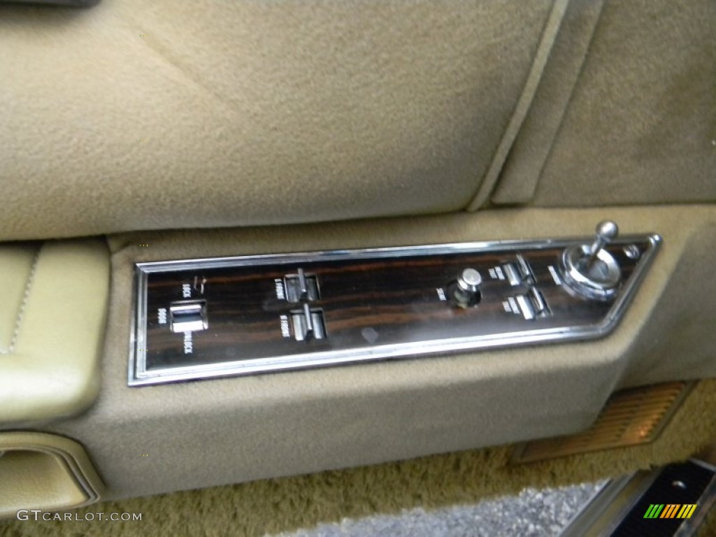 1978 Continental Mark V Diamond Jubilee Edition Coupe - Jubilee Gold / Luxury Gold photo #48