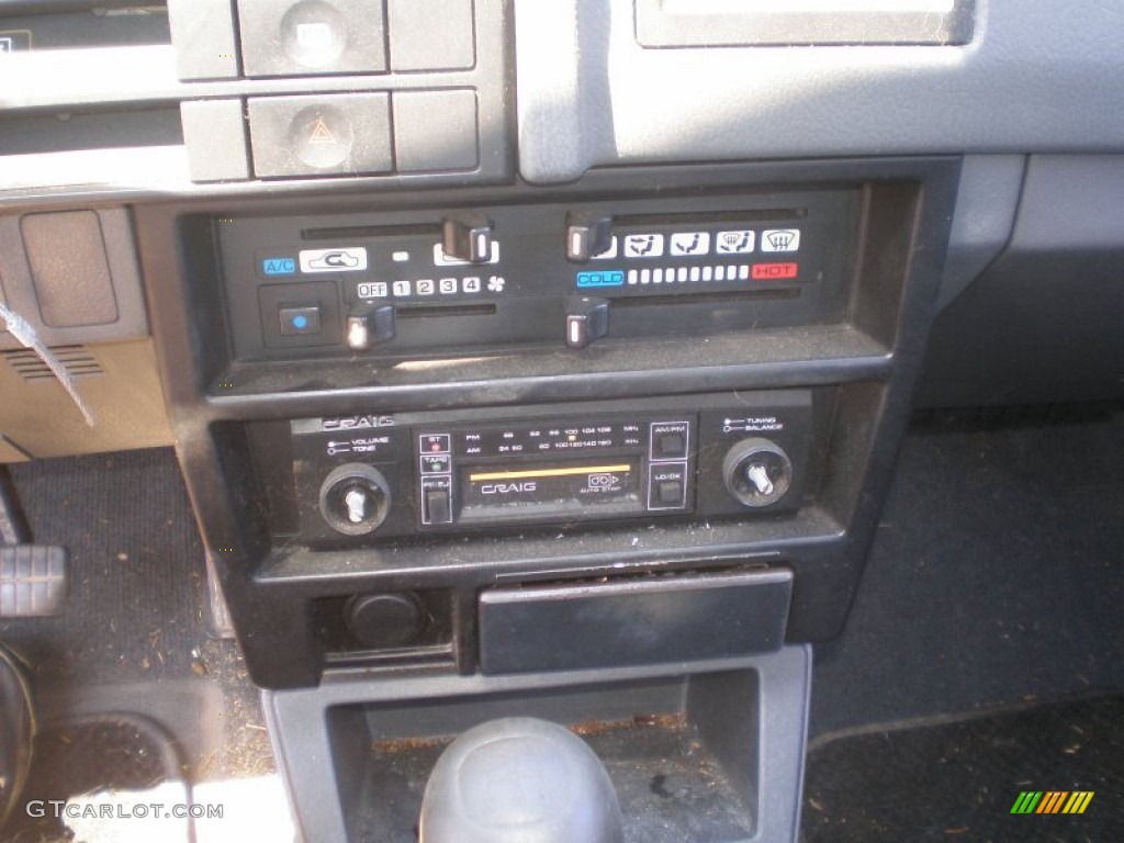 1989 Sentra  - Medium Gray Metallic / Gray photo #5