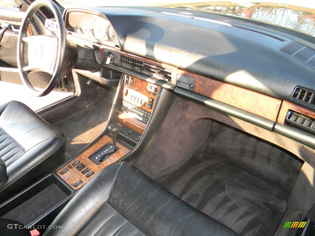 1988 S Class 560 SEL Sedan - Black / Black photo #27