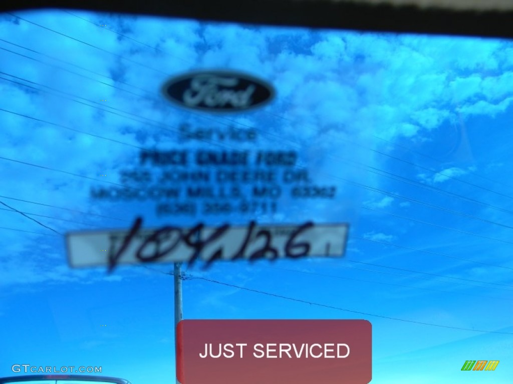 2003 Tahoe Z71 4x4 - Summit White / Gray/Dark Charcoal photo #19