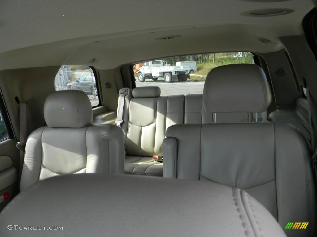 2003 Tahoe Z71 4x4 - Summit White / Gray/Dark Charcoal photo #25