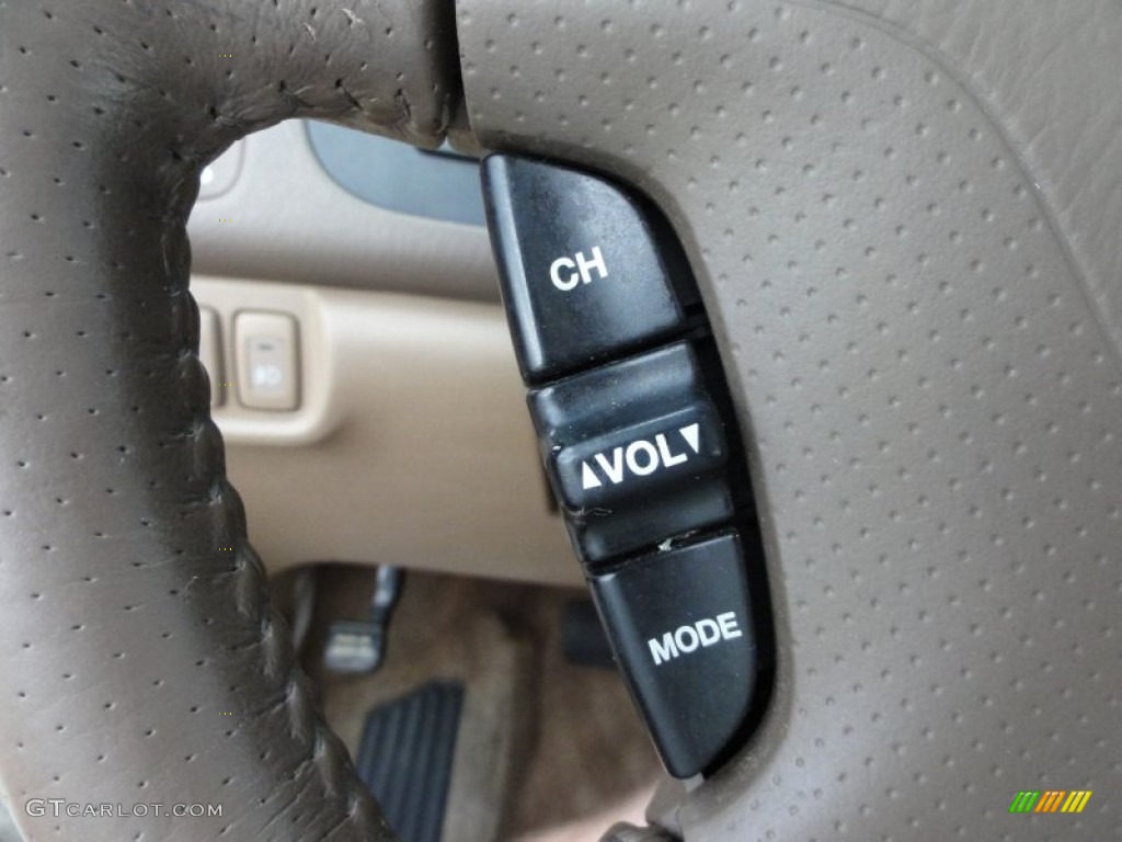 2004 MDX Touring - Aspen White Pearl / Saddle photo #54