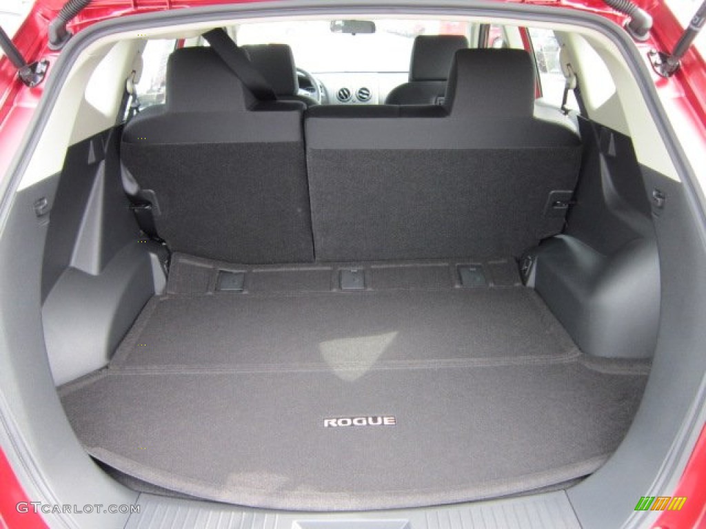 2011 Rogue S AWD - Cayenne Red / Black photo #11
