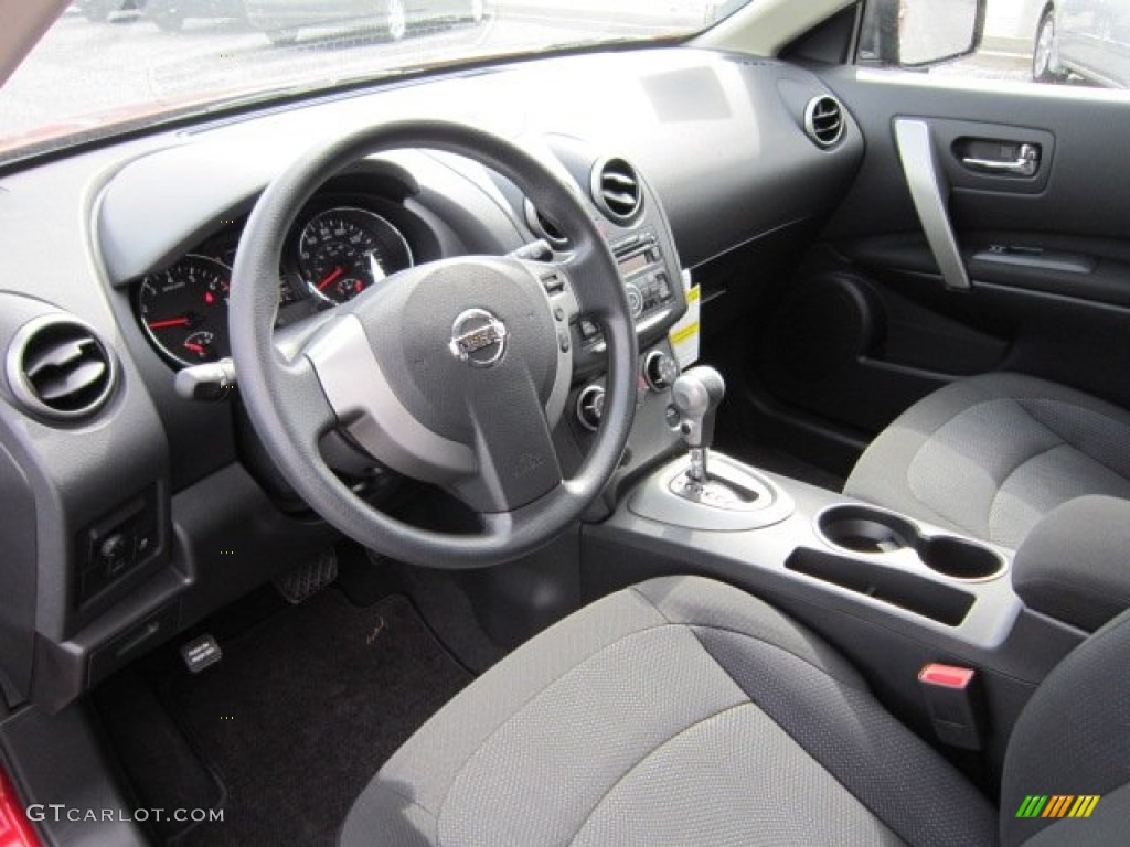 2011 Rogue S AWD - Cayenne Red / Black photo #15