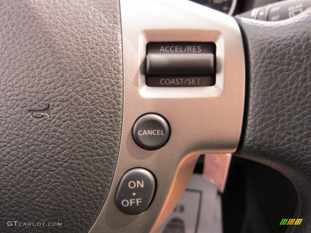 2011 Rogue S AWD - Cayenne Red / Black photo #18