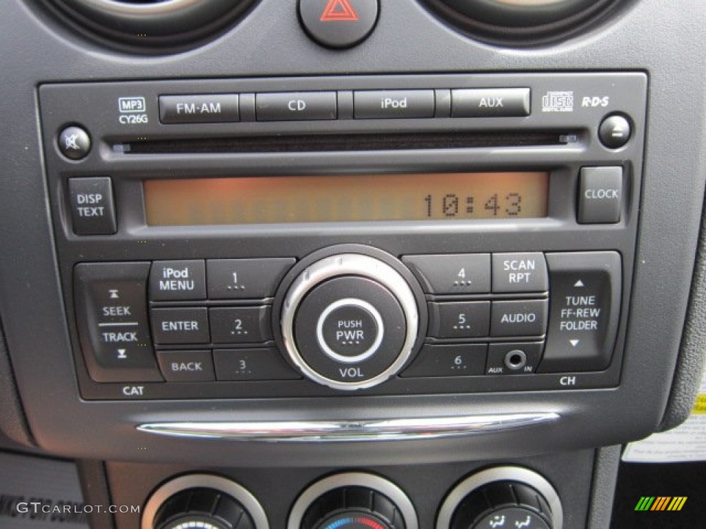 2011 Rogue S AWD - Cayenne Red / Black photo #19