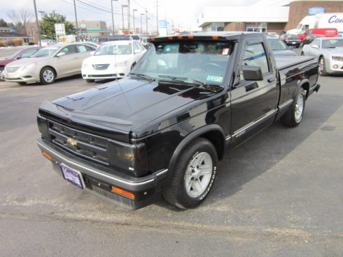 1993 Chevrolet S10 Regular Cab Data, Info and Specs