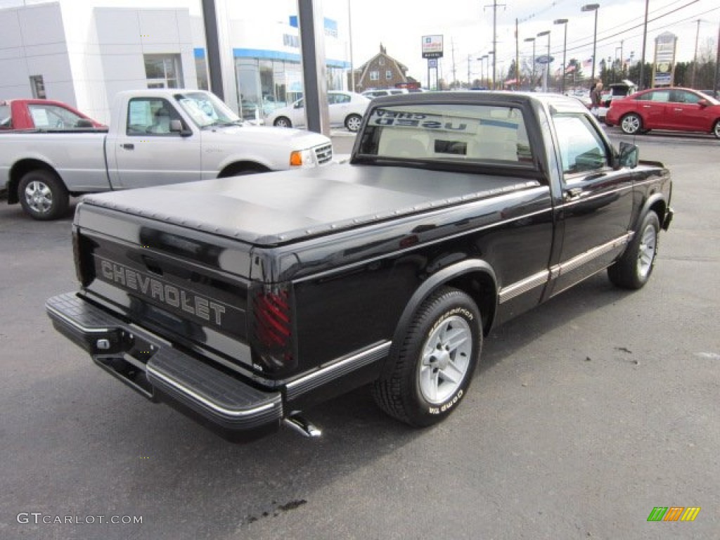 1993 S10 Regular Cab - Black / Gray photo #7