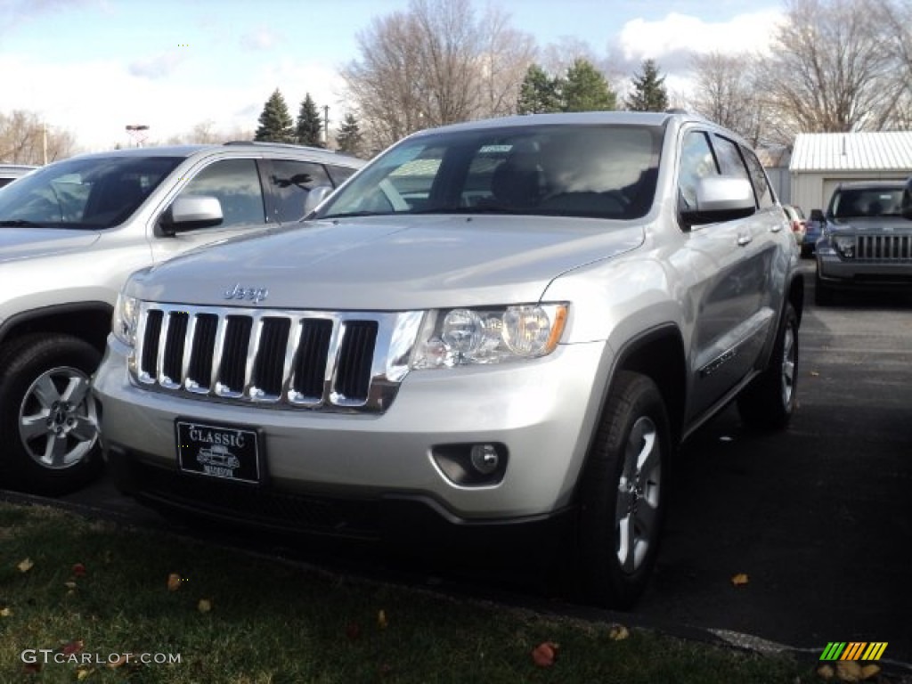 2012 Grand Cherokee Laredo X Package 4x4 - Bright Silver Metallic / Black photo #1