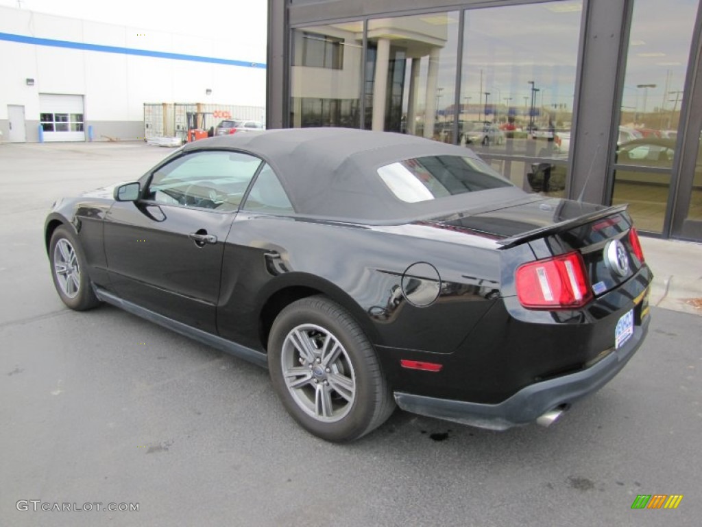 2011 Mustang V6 Premium Convertible - Ebony Black / Charcoal Black photo #25