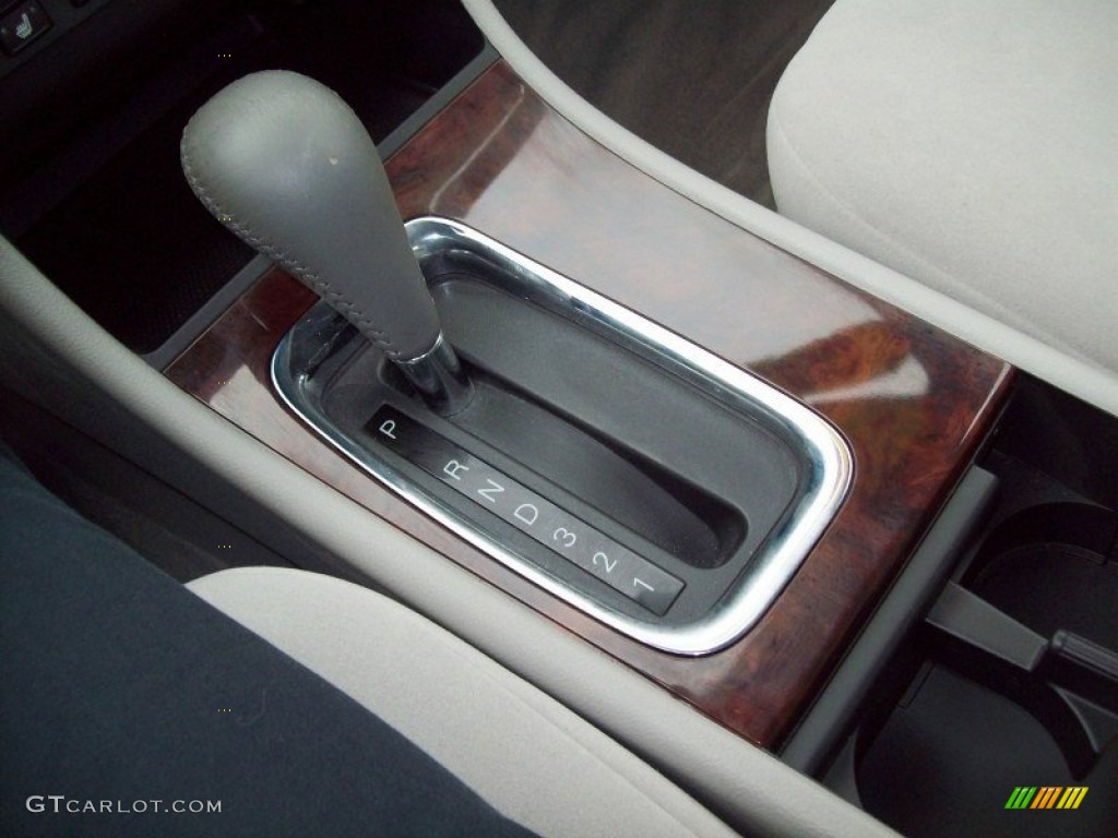 2008 LaCrosse CX - Platinum Metallic / Titanium photo #26