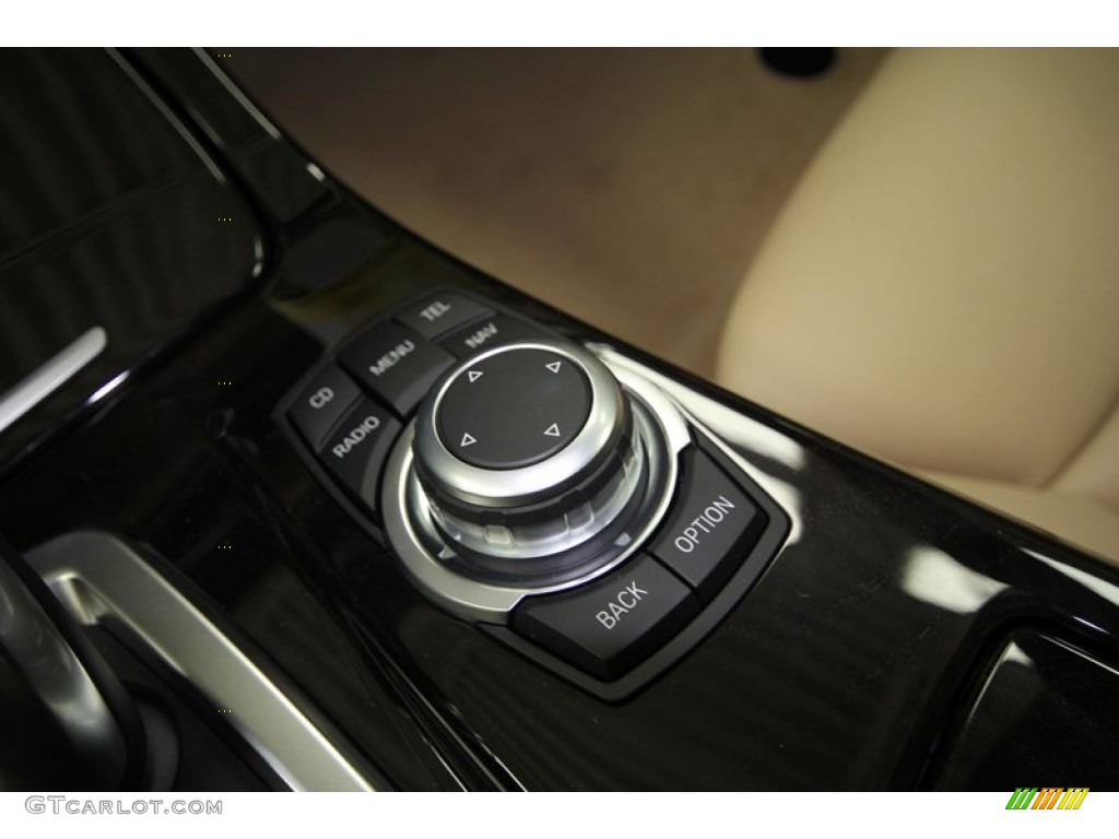 2012 BMW 5 Series 535i Sedan Controls Photo #56698168