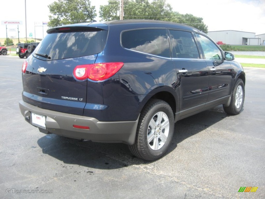 2011 Traverse LT - Dark Blue Metallic / Dark Gray/Light Gray photo #5