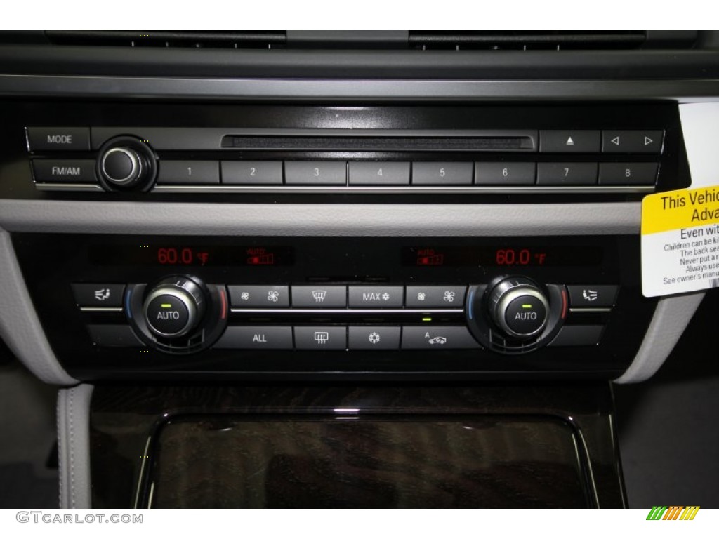 2012 BMW 5 Series 535i Sedan Controls Photo #56705752