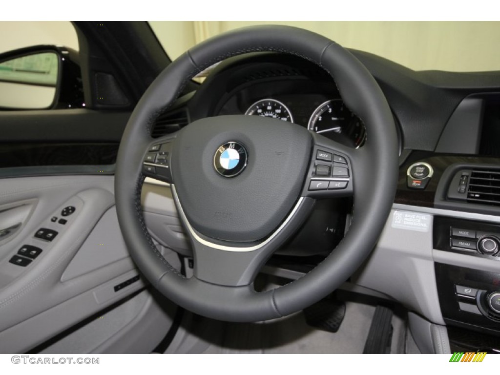 2012 BMW 5 Series 535i Sedan Everest Gray Steering Wheel Photo #56705858