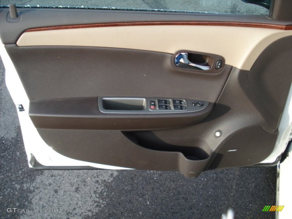 2012 Chevrolet Malibu LTZ Cocoa/Cashmere Door Panel Photo #56706076
