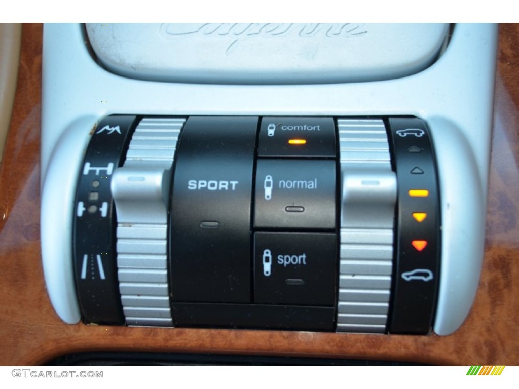 2008 Porsche Cayenne Turbo Controls Photo #56707814