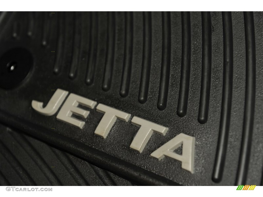 2011 Jetta S Sedan - White Gold Metallic / Latte Macchiato photo #28