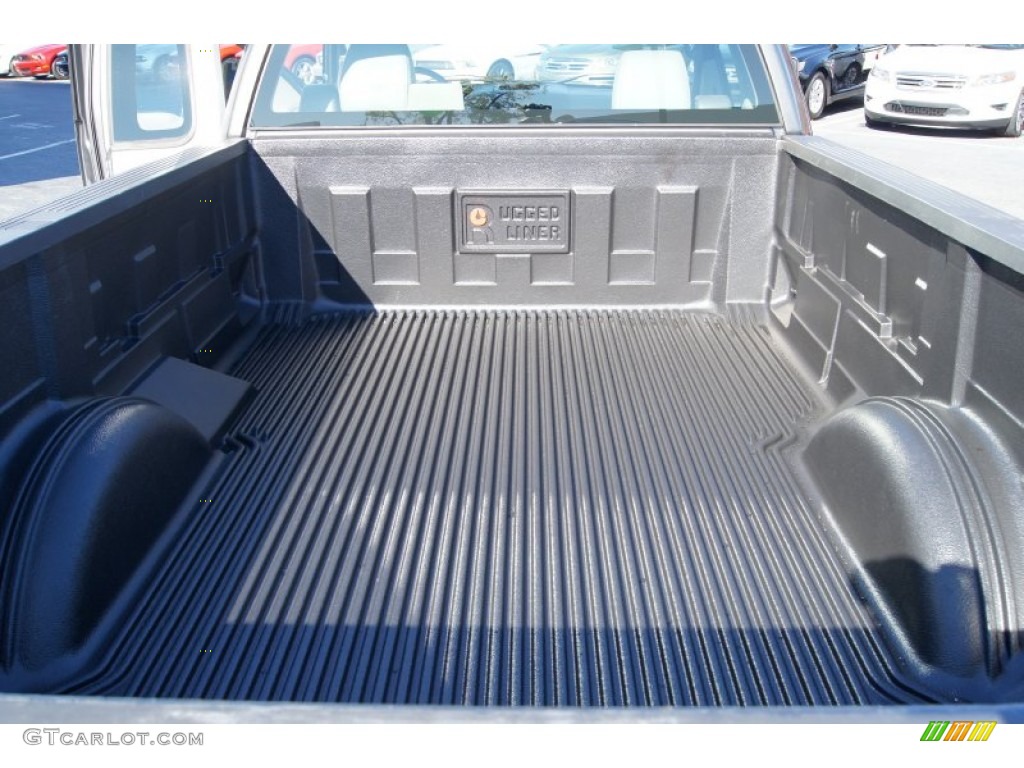 2005 F150 XL Regular Cab - Dark Shadow Grey Metallic / Medium Flint Grey photo #16