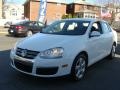 Candy White - Jetta SE Sedan Photo No. 3