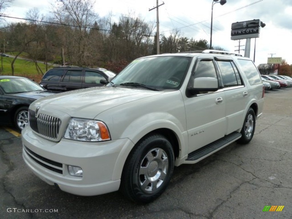 2005 Navigator Luxury 4x4 - Cashmere Tri Coat / Camel photo #1